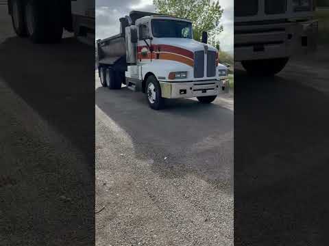 1992 Kenworth T600 Dump Truck, 012,938 OMR
