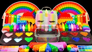 Regenbogen-Kollektion | Wundervolles Einhorn, das viele Dinge in Schleim mischt | Von Alpha Slime