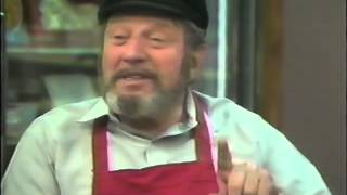 Seder songs with Theo Bikel (Dayeinu)