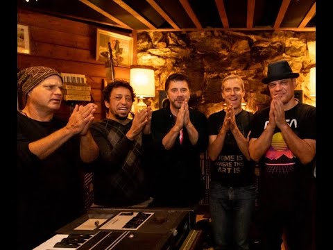 Club d'Elf ft. Brahim Fribgane: Allah Ya Moulana (Nass el-Ghiwane)