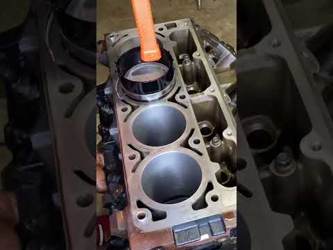 LS SWAP 5.3 Garage Built Piston Install