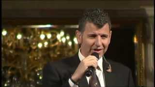 Semino Rossi - Bist du allein in dieser Nacht