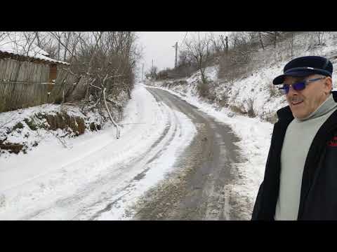 Un camion sa răsturnat în satul Mânzătești comuna Mălușteni județul Vaslui