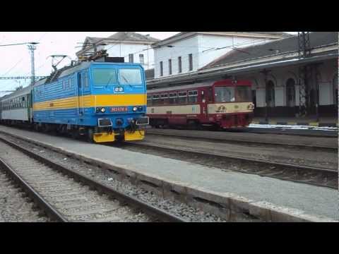Příjezd vlaku Os 16804 (ČD 810.459) - Chomutov, 2. 4. 2013