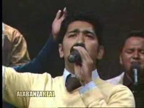 Mark Gutierrez leads Majestad Live on TBN