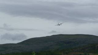 preview picture of video 'Widerøe Dash-8's landing overhead at Alta Airport'