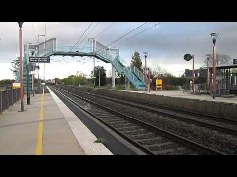 Double rame Euro cargo rail. Class77 et 40 wagons millet en gare d'yffiniac