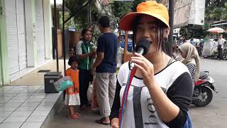 Download lagu Novi Pengamen Pasar Bunga Kota Malang mp3 Download lagu Novi Pengamen Pasar Bunga Kota Malang mp3