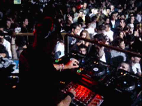 Dj Cont ft. Tuğba Özerk Yastık Remix