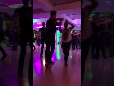 Vitor Veil & Igor Pitangui - Having fun at social dance party