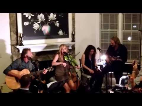 Danger Zone - Kenny Loggins (#logginslivingroom), featuring Jessy Lynn Martens