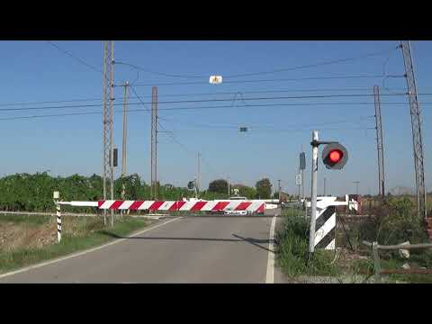 Passaggio a livello di via San Cristoforo di Mezzeno - Faenza (RA) / Level Crossing / Planovergang