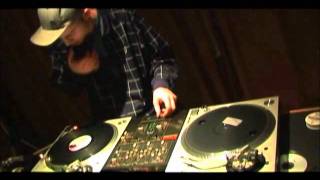 DJ Rafik - Turntable TV Deluxe - The Skratchy Seal Show