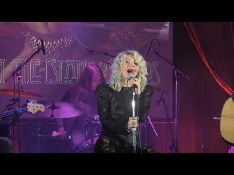 Lez Zeppelin - Friends live with strings