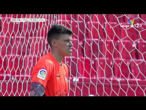 Great Goal of Eteki (1-0) Sevilla Atlético vs Real Sociedad