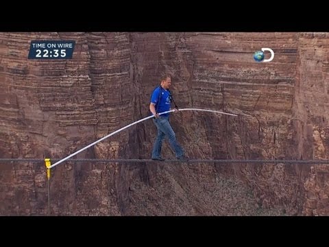 US daredevil completes Grand Canyon tightrope walk