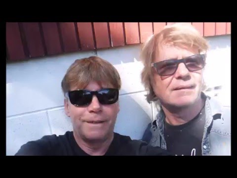 The Dodo Duo Make Music not War