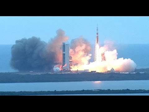 Взлет и посадка космического корабля Orion на фото и видео. Фото.