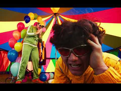 Swag Nad Komfort - SWAG NAD KOMFORT - Doplnění Dripu (OFFICIAL MUSIC VIDEO)