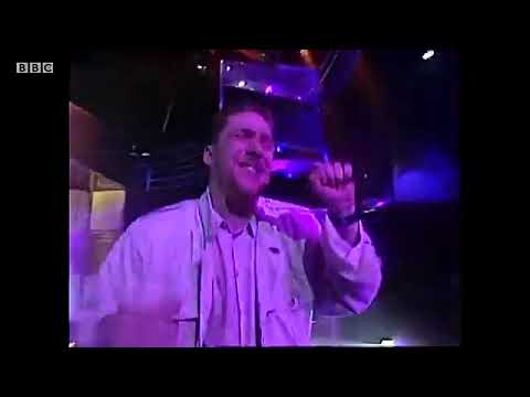 MC Tunes vs  808 State   - The Only Rhyme That Bites     (TOTP  1990)