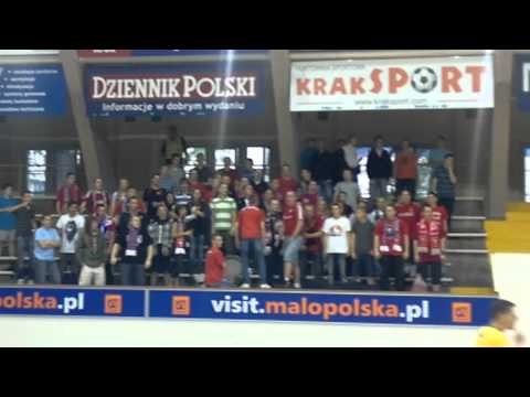 Czas Futsalu. Doping kibiców Wisły Krakbet Kraków na meczu Final Four z Kupczykiem Kraków