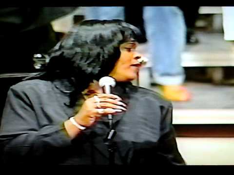 Donna Blakely/There is no way/Thompson community singers