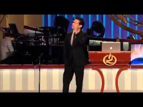 Jesus Adrian Romero - Viviendo en el exilio (Predica)