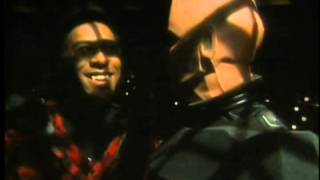 Red Dwarf-0404 White Hole - Kryten Is A Battering Ram