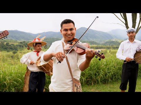 LUIS FLORES - POPURRÍ DE ATICOS