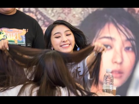 SISTAR's Bora at 영등포 Time Square Fansign 160626