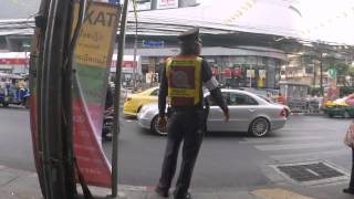 2015-03-28 Traffic police, Bangkok