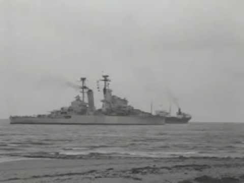 De Zeven Provinciën vertrekt uit Rotterdamse haven (1953)