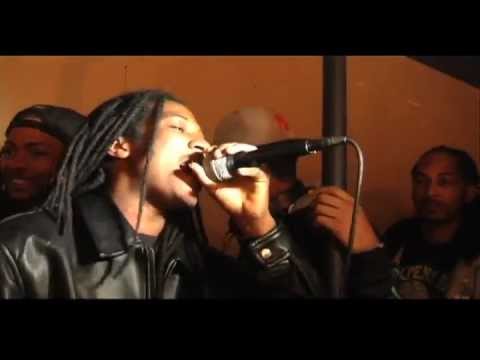 POLITIK NAI - ELVIS - T-JY LIVE - LA MADA TEAM  WEBADUB RADIO 2012