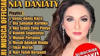Download lagu Full album nia daniaty_gelas_gelas kaca_dia sahabat karibku_aku siapa yang punya mp3
