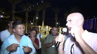 الفنان أحمد حوفا لقيني عند النبعة مجوز الاجنبي عندك سيارة عندك عمارة شوف شوبقول الاجنبي لحوفااااااا