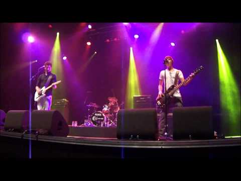 MAYDAY 13 - Couldn't care Less @ 013 Tilburg