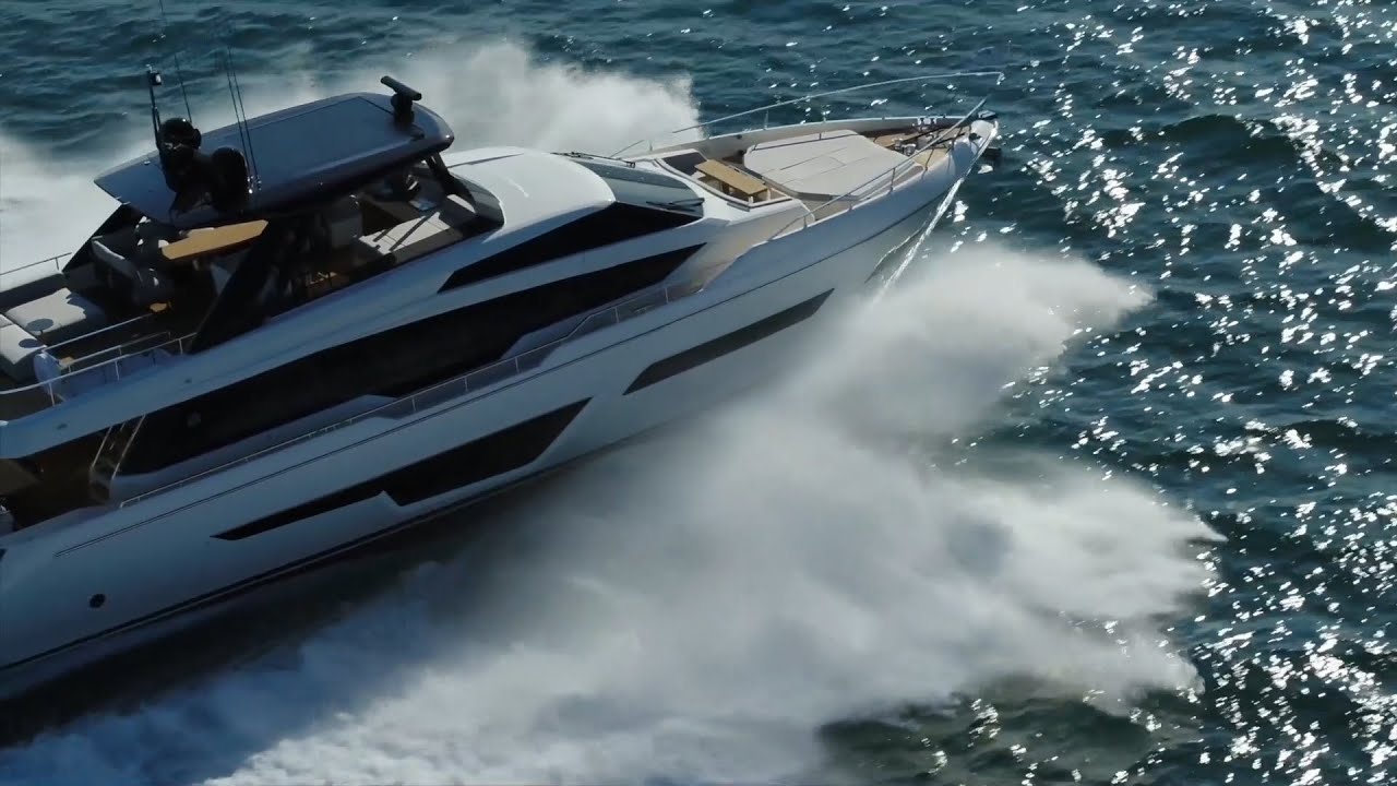 Luxury Flybridge Yacht - Ferretti Yachts 780: A fresh look - Ferretti Group