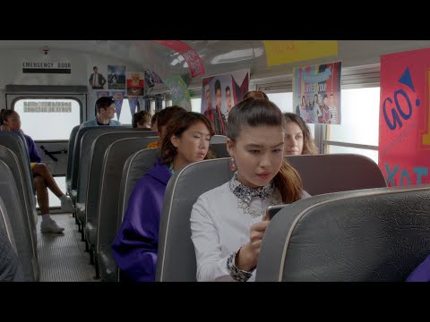 Make It Pop - S02E13 "Get On The Bus"