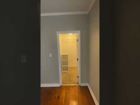 Cozy 2 Bed 1 Bath Home in Northshore! property video