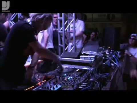WMC 2007: One One on Radio 1