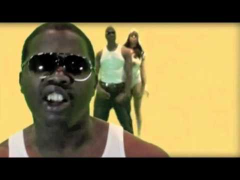 Ku Dolla featuring Doja Smoke GET AT ME