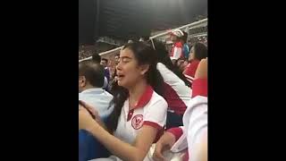 Download lagu Indonesia Vs Malaysia Perempuan Cantik Indonesia Menangis Histeris karena kalah mp3