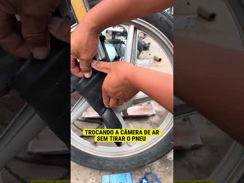 COLOCANDO A CÂMARA DE AR NA MOTO SEM TIRAR O PNEU 🛞🤯🔥 #dicas #truques #facilidades #aprenda #viral
