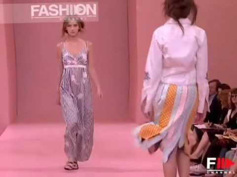 "Paul Smith" Spring Summer 2003 London 2 of 2 Pret a Porter Woman by FashionChannel
