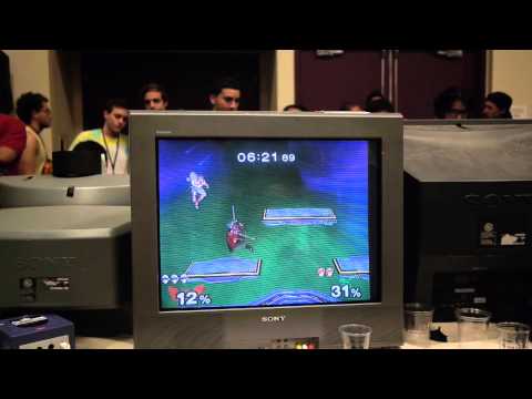 TVR | Noah (P1) vs RSC | BatteryBird (P4) - EVO 2015 - Melee Pools Game 6 (Partial)