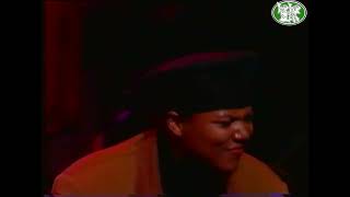 Queen Latifah "Ladies First (live)" at "Sisters In The Name Of Rap" (1991 TV/1992 VHS)