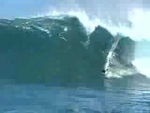 Surfeando en olas inmensas