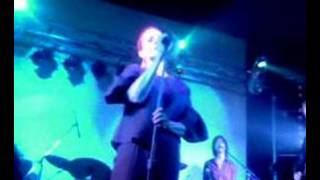 Belinda Carlisle - My Heart Goes Out To You - Yorkshire 2006