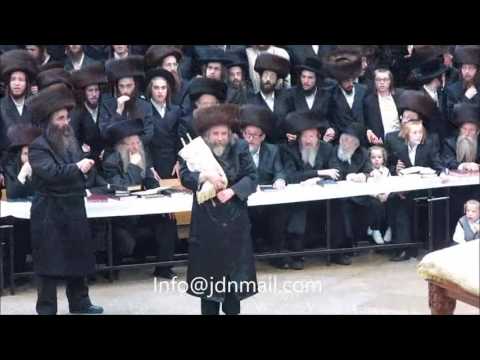 Rachmastrivka Rebbe Dancing With the Torah 5777