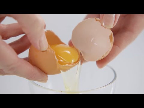 Delia's Techniques - How to Separate Eggs